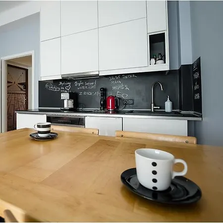 Smileapartment Partyzantów Gdynia